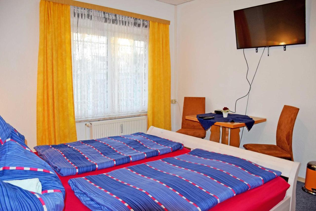 Ferienwohnung/ Ferienzimmer Asche Ашерслебен Экстерьер фото