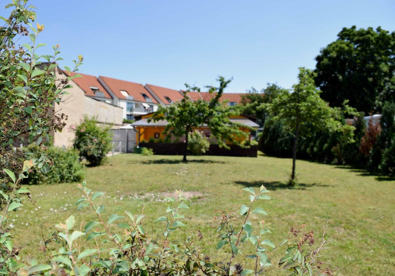 Ferienwohnung/ Ferienzimmer Asche Ашерслебен Экстерьер фото